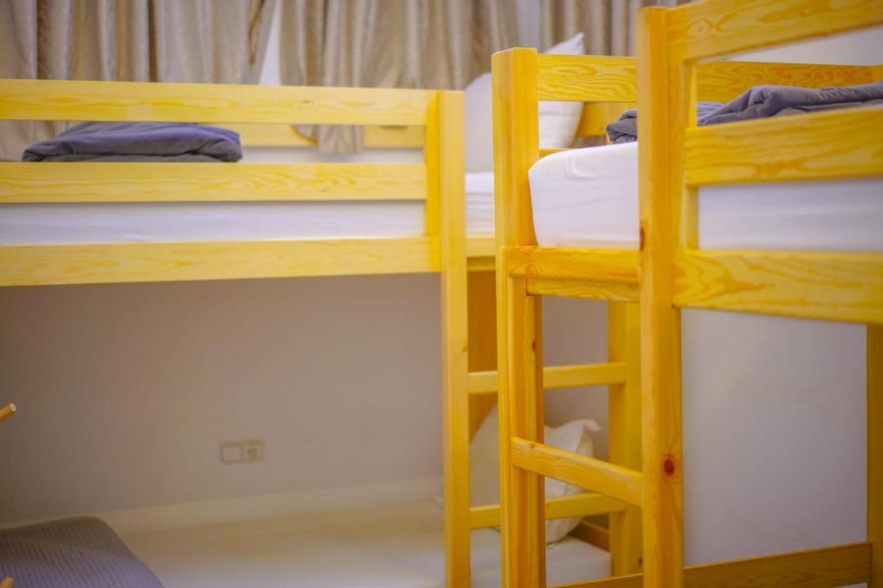 Big Blue Guest House 依索安 外观 照片