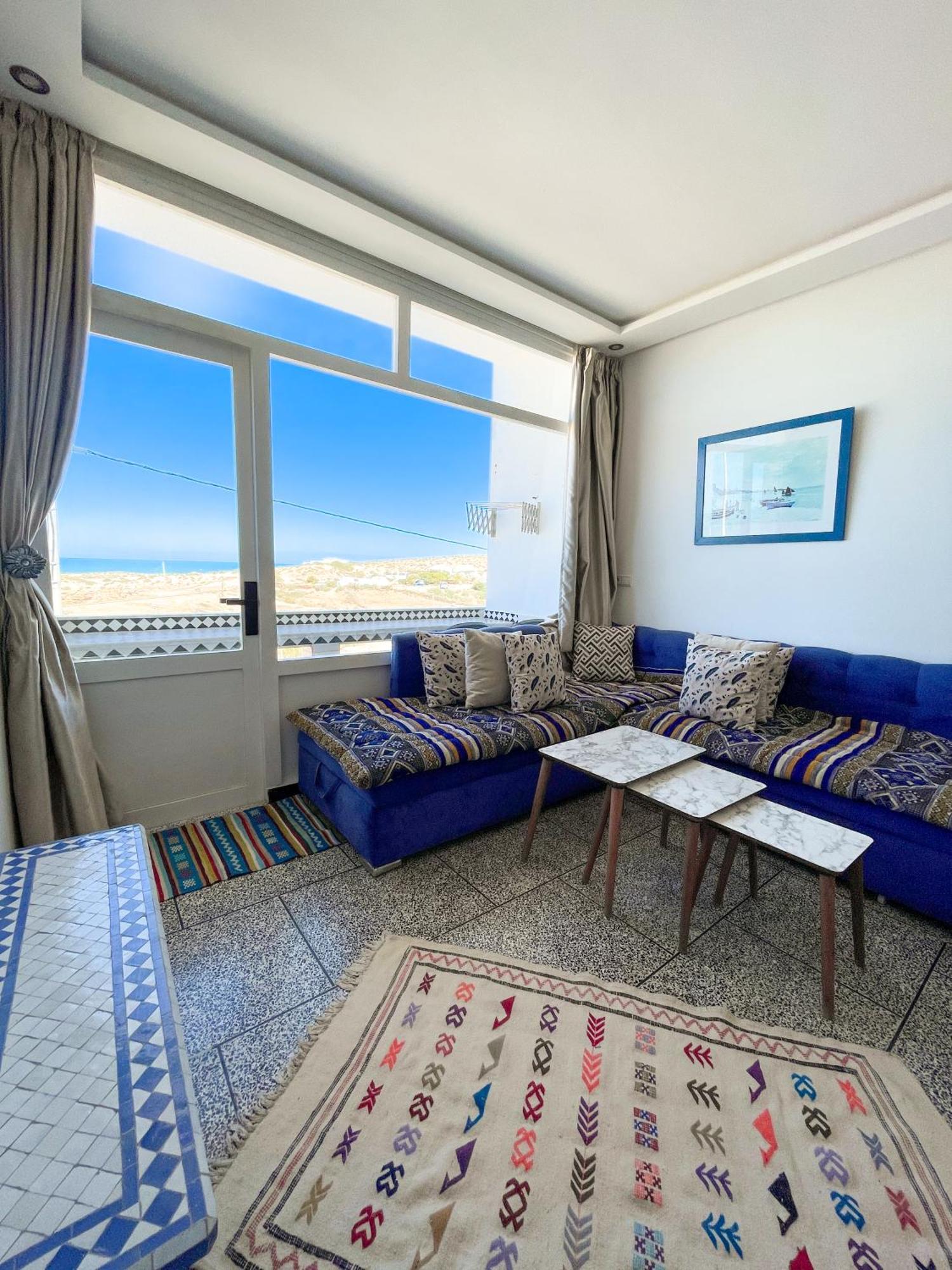 Big Blue Guest House 依索安 外观 照片