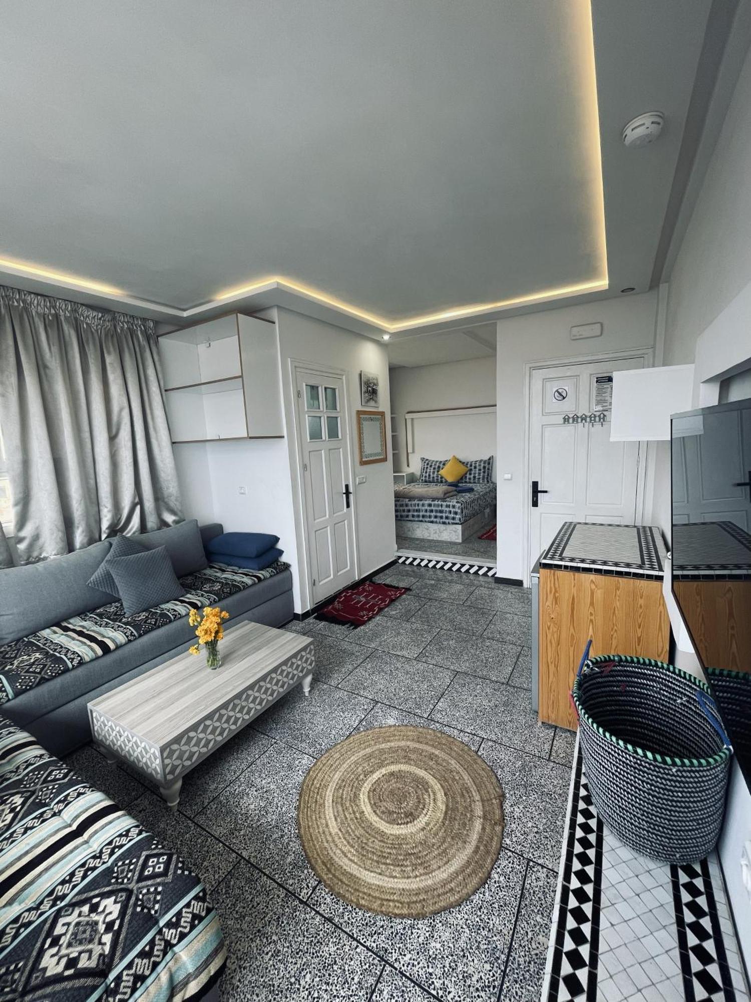 Big Blue Guest House 依索安 外观 照片